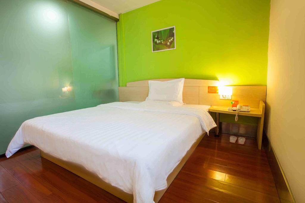 7Days Inn Harbin Exhibition Centre Room photo